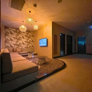 4* Hotel Edition Old