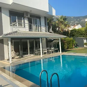 Selin Ovacik (Fethiye)